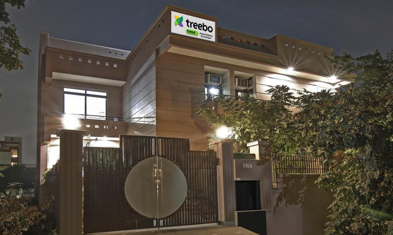 Treebo Trend Amexx Golf Course Road Gurgaon Exterior photo